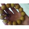 華藝輝工藝家具公司專(zhuān)業(yè)供應(yīng)芭比檀香佛珠_(kāi)沉香佛珠